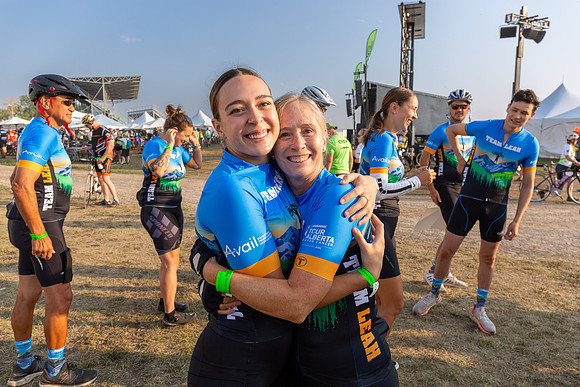 SUNDAY PHOTO STATION-RIDERS-18453