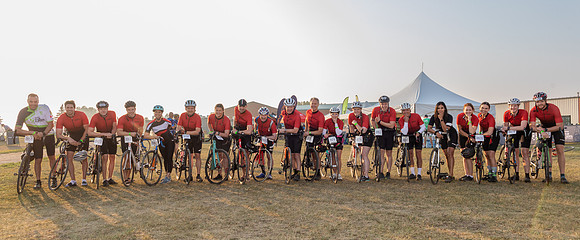 SUNDAY PHOTO STATION-RIDERS-25112