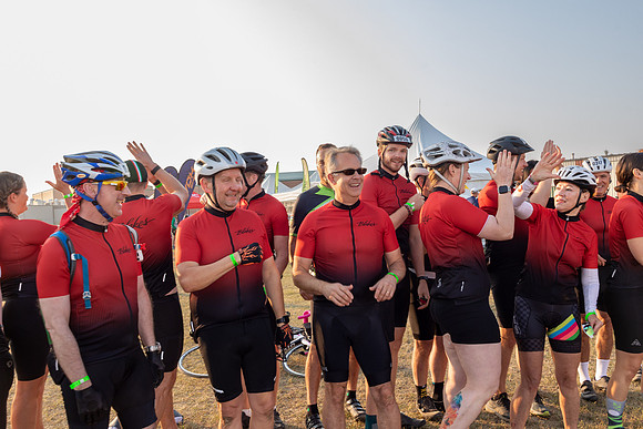 SUNDAY PHOTO STATION-RIDERS-25149