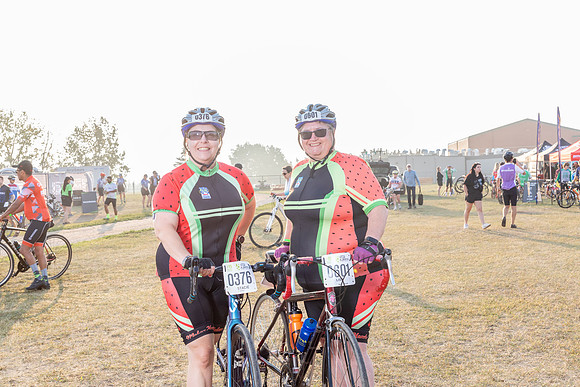 SUNDAY PHOTO STATION-RIDERS-25165