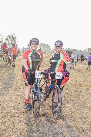 SUNDAY PHOTO STATION-RIDERS-25163