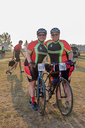 SUNDAY PHOTO STATION-RIDERS-25172