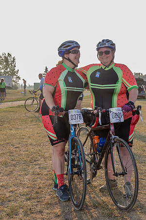 SUNDAY PHOTO STATION-RIDERS-25178