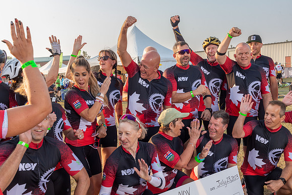SUNDAY PHOTO STATION-RIDERS-25264