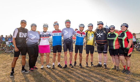 SUNDAY PHOTO STATION-RIDERS-25435