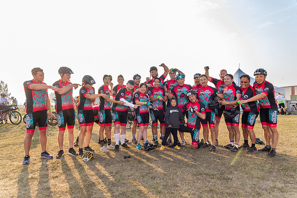 SUNDAY PHOTO STATION-RIDERS-25611