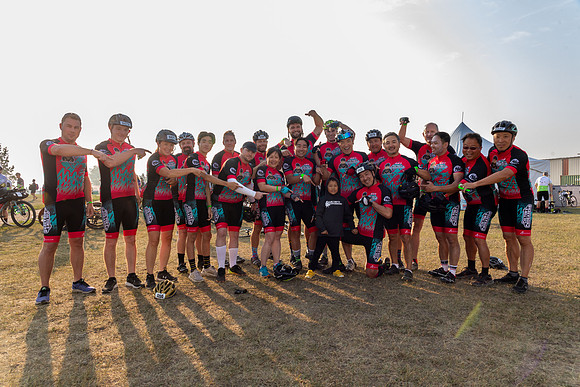 SUNDAY PHOTO STATION-RIDERS-25615