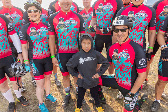 SUNDAY PHOTO STATION-RIDERS-25596