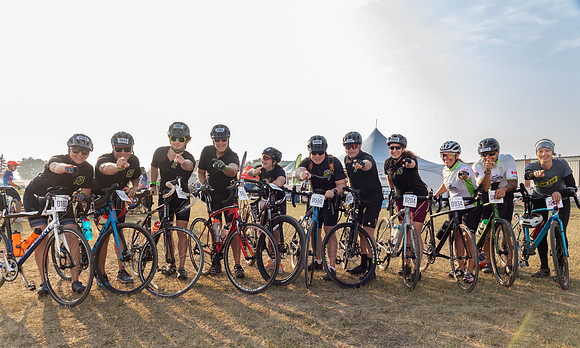SUNDAY PHOTO STATION-RIDERS-25690