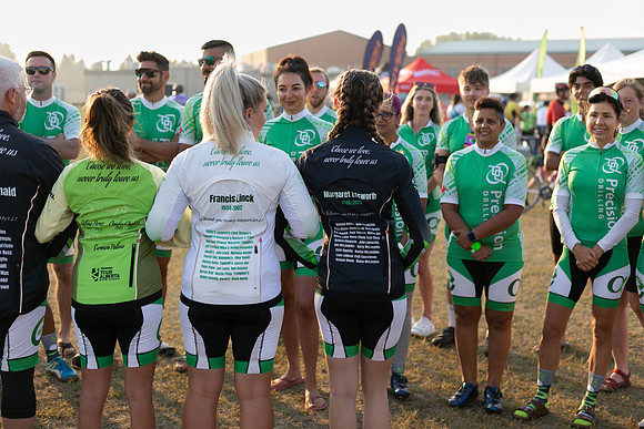 SUNDAY PHOTO STATION-RIDERS-27631