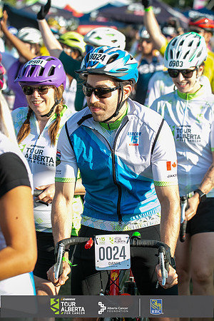 2A-OC-RIDERS LEAVING-1370