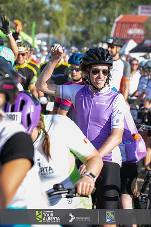 2A-OC-RIDERS LEAVING-1404