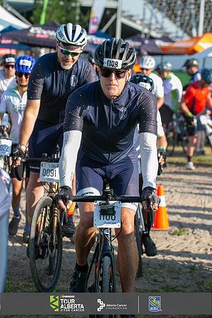 2A-OC-RIDERS LEAVING-1653