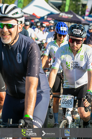 2A-OC-RIDERS LEAVING-1668
