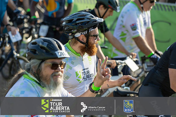 2C-OC-RIDERS LEAVING-75