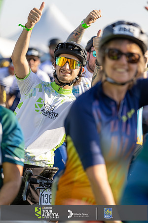 2C-OC-RIDERS LEAVING-129