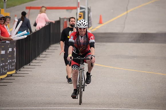 FINISH LINE CROSSING --1248