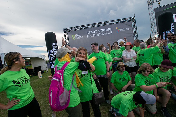 2-VOLUNTEERS-100