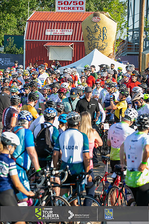 2A-OC-RIDERS LEAVING-380