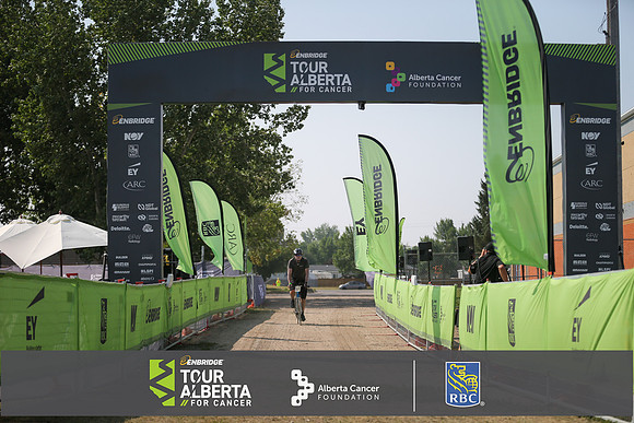 6A-FINISH LINE-CROSSING-3