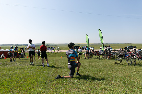 -RIDERS-STRETCHING-29