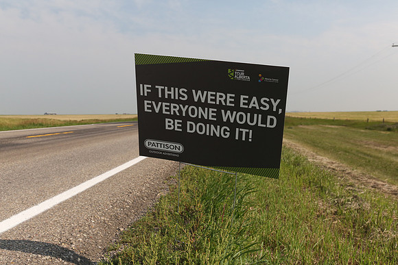 -SIGNAGE-ROUTE-104