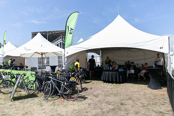 -HOSPITALITY TENTS-16
