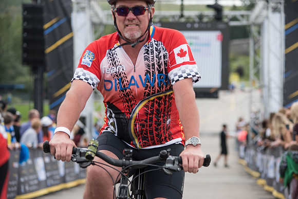 FINISH LINE CROSSING --2851