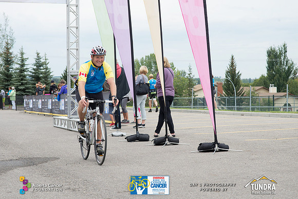 DAY 1- TheRideAB- h-8350