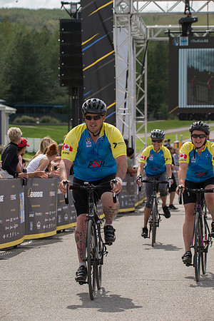 FINISH LINE CROSSING --4317