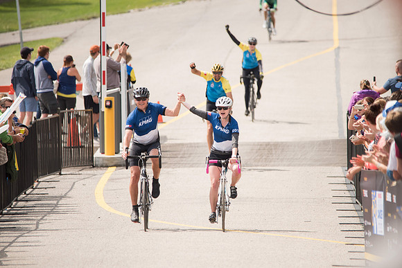 FINISH LINE CROSSING --2123