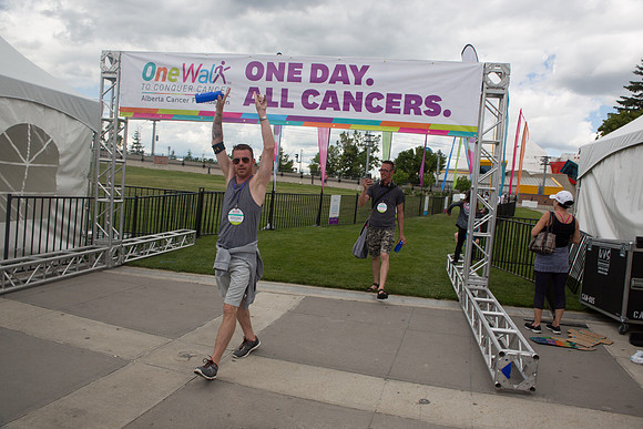 1-FINISH LINE CROSSING-OneWalkAB-1541