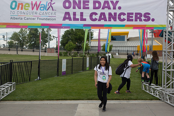 1-FINISH LINE CROSSING-OneWalkAB-1559