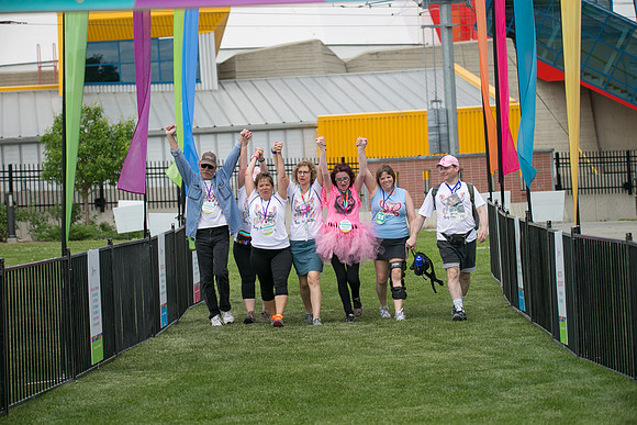 1-FINISH LINE CROSSING-OneWalkAB-2376