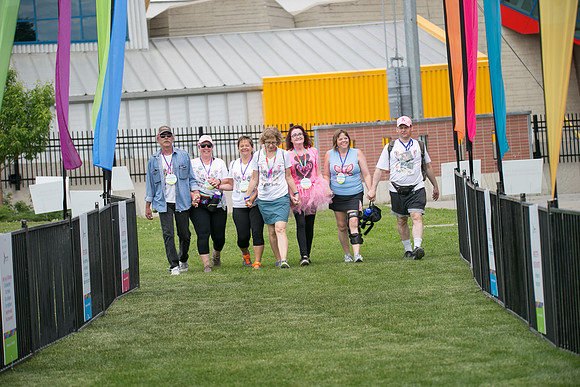1-FINISH LINE CROSSING-OneWalkAB-2374