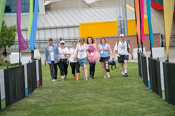 1-FINISH LINE CROSSING-OneWalkAB-2373