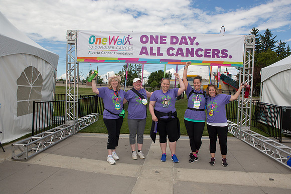 1-FINISH LINE CROSSING-OneWalkAB-2359