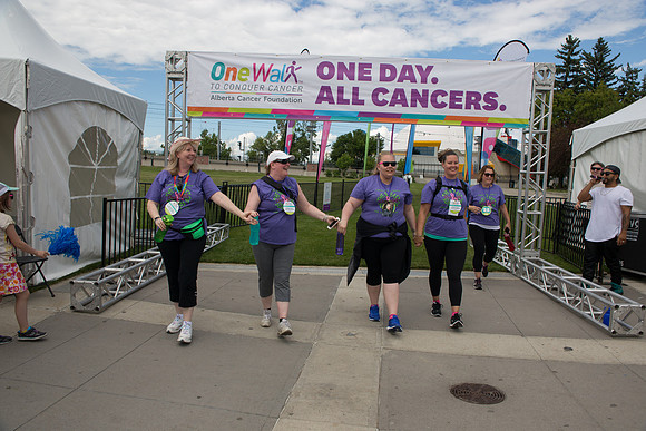 1-FINISH LINE CROSSING-OneWalkAB-2346