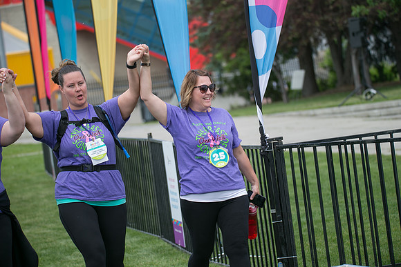 1-FINISH LINE CROSSING-OneWalkAB-2328