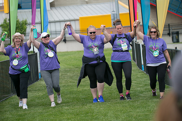 1-FINISH LINE CROSSING-OneWalkAB-2320