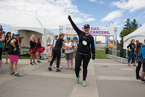 1-FINISH LINE CROSSING-OneWalkAB-2243