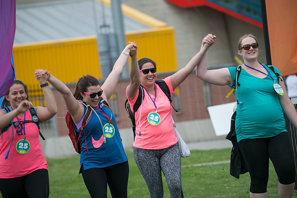 1-FINISH LINE CROSSING-OneWalkAB-2213
