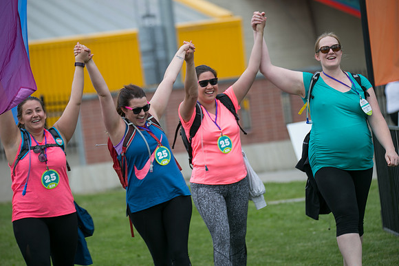 1-FINISH LINE CROSSING-OneWalkAB-2212