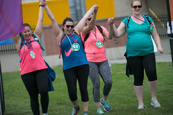 1-FINISH LINE CROSSING-OneWalkAB-2207