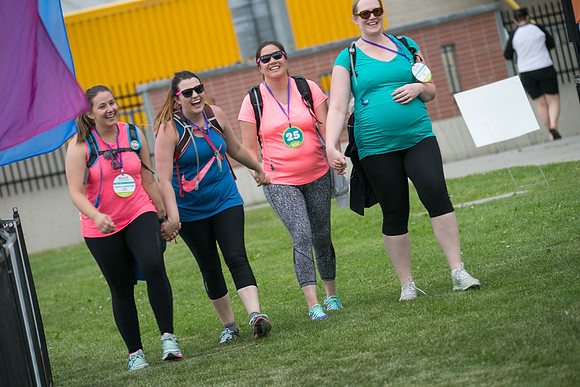1-FINISH LINE CROSSING-OneWalkAB-2204