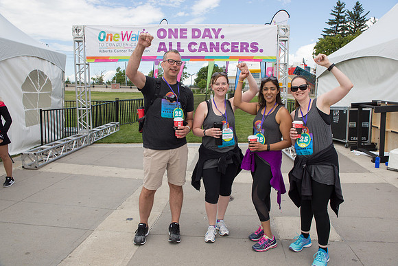 1-FINISH LINE CROSSING-OneWalkAB-2188