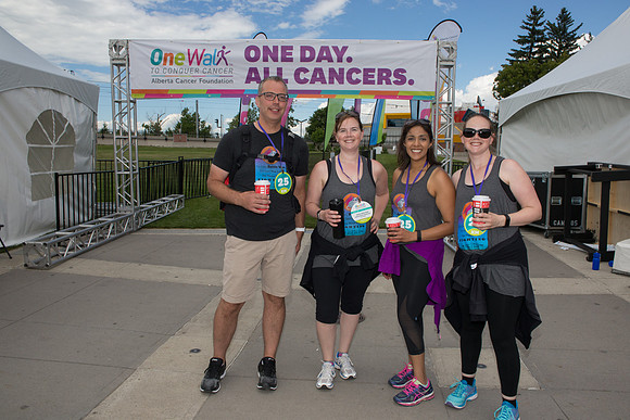1-FINISH LINE CROSSING-OneWalkAB-2186