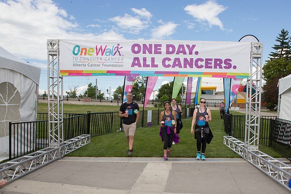 1-FINISH LINE CROSSING-OneWalkAB-2183