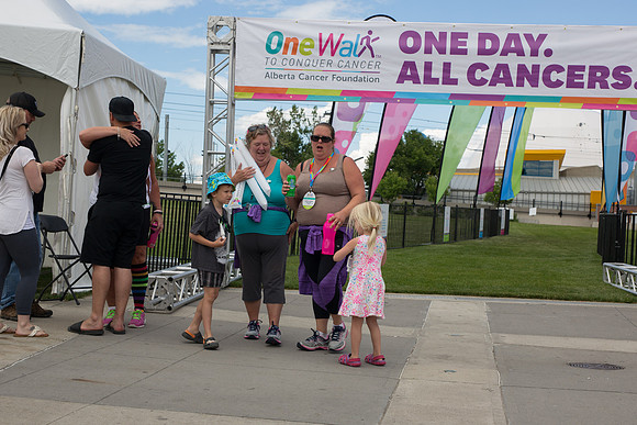 1-FINISH LINE CROSSING-OneWalkAB-2166