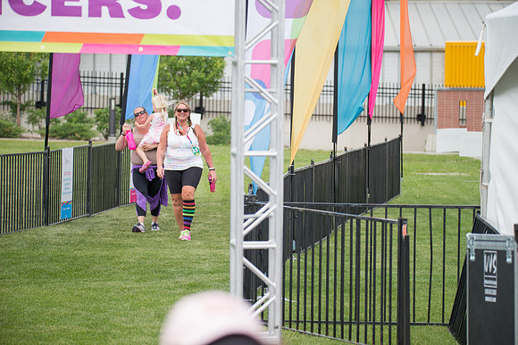 1-FINISH LINE CROSSING-OneWalkAB-2137